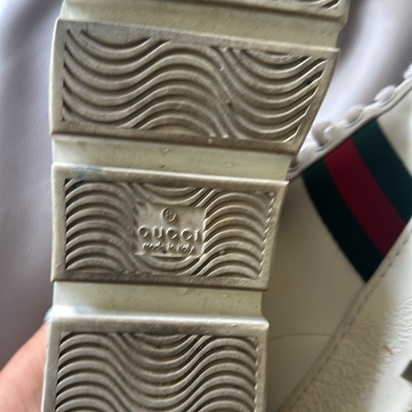Gucci embroidered platform sneaker - Picture 3 of 7